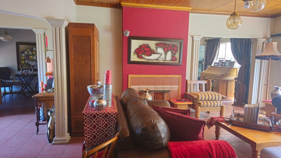 4 Bedroom Property for Sale in Universitas Free State